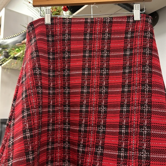DESIGN LAB Plaid SKIRT Size Large - Picture 2 of 5